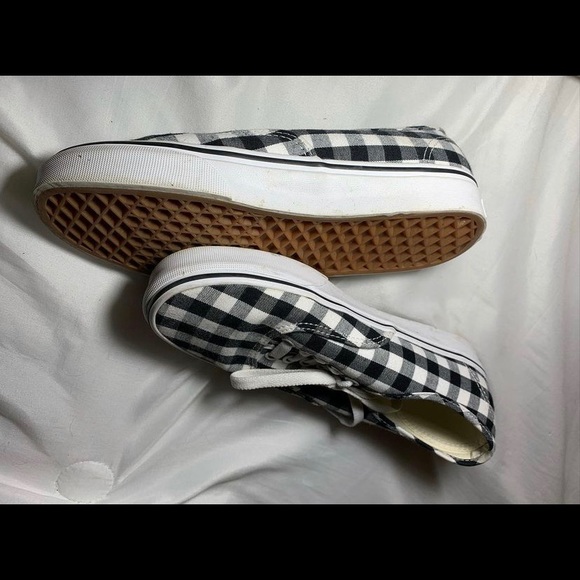 SE Gingham Vans - Picture 2 of 3